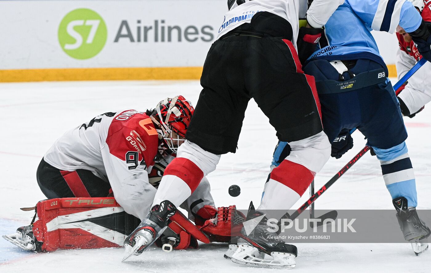 Russia Ice Hockey Kontinental League Sibir - Avangard