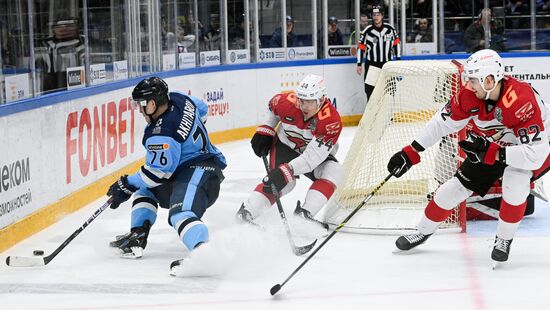 Russia Ice Hockey Kontinental League Sibir - Avangard