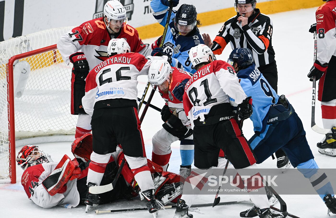 Russia Ice Hockey Kontinental League Sibir - Avangard