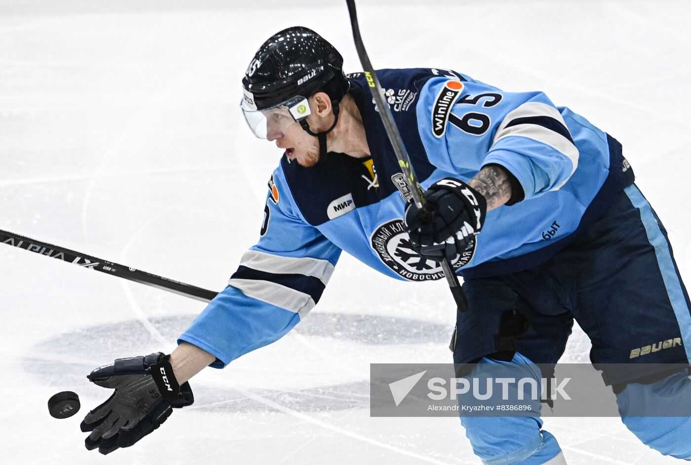 Russia Ice Hockey Kontinental League Sibir - Avangard