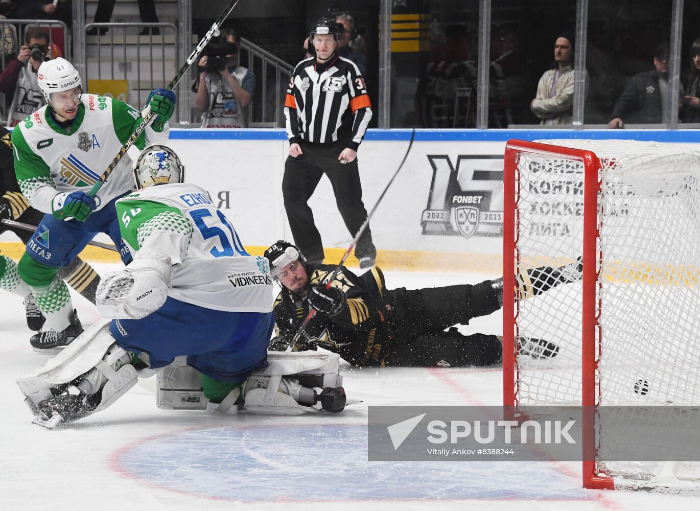 Russia Ice Hockey Kontinental League Admiral - Salavat Yulaev