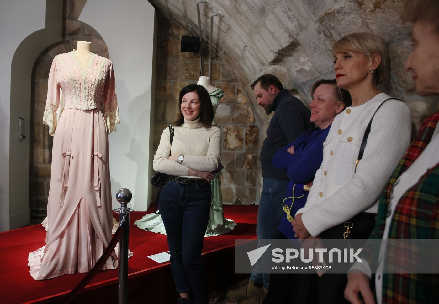 Exhibition Lamanova: Russian Dress Code