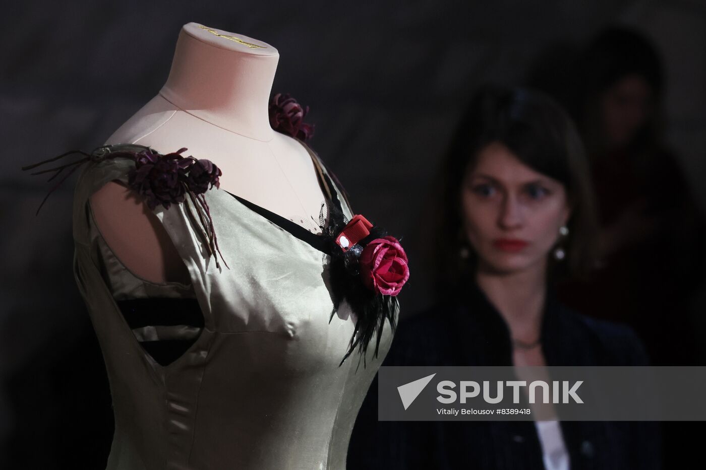 Exhibition Lamanova: Russian Dress Code