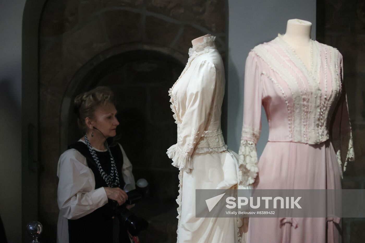 Exhibition Lamanova: Russian Dress Code