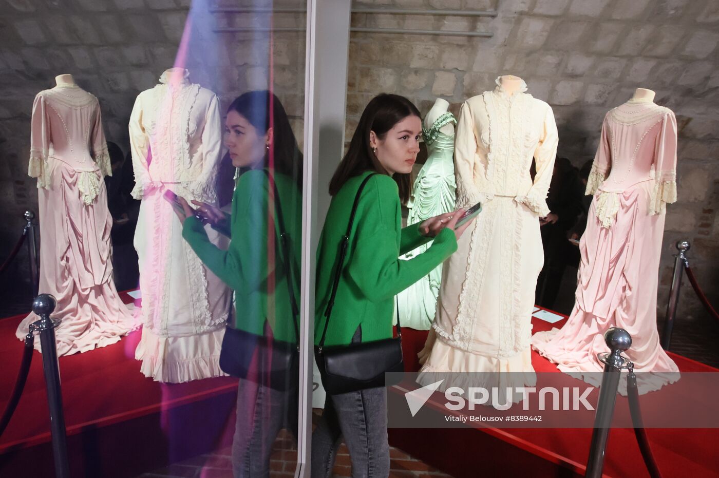 Exhibition Lamanova: Russian Dress Code