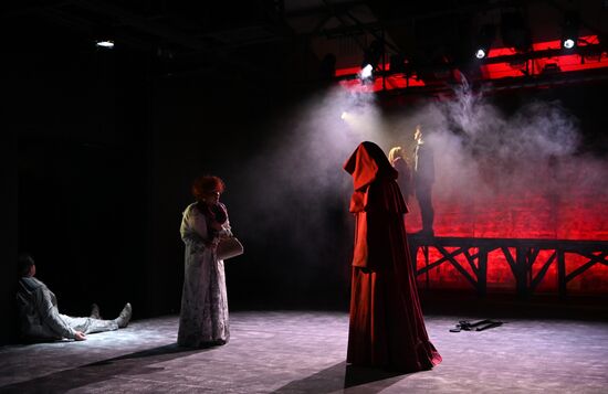 Russia Theatre Old Fashioned Comedy