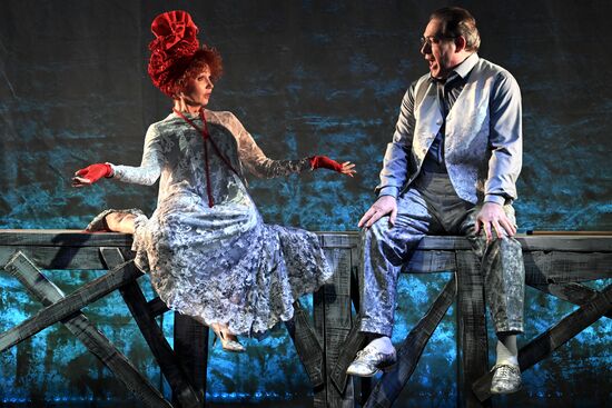 Russia Theatre Old Fashioned Comedy