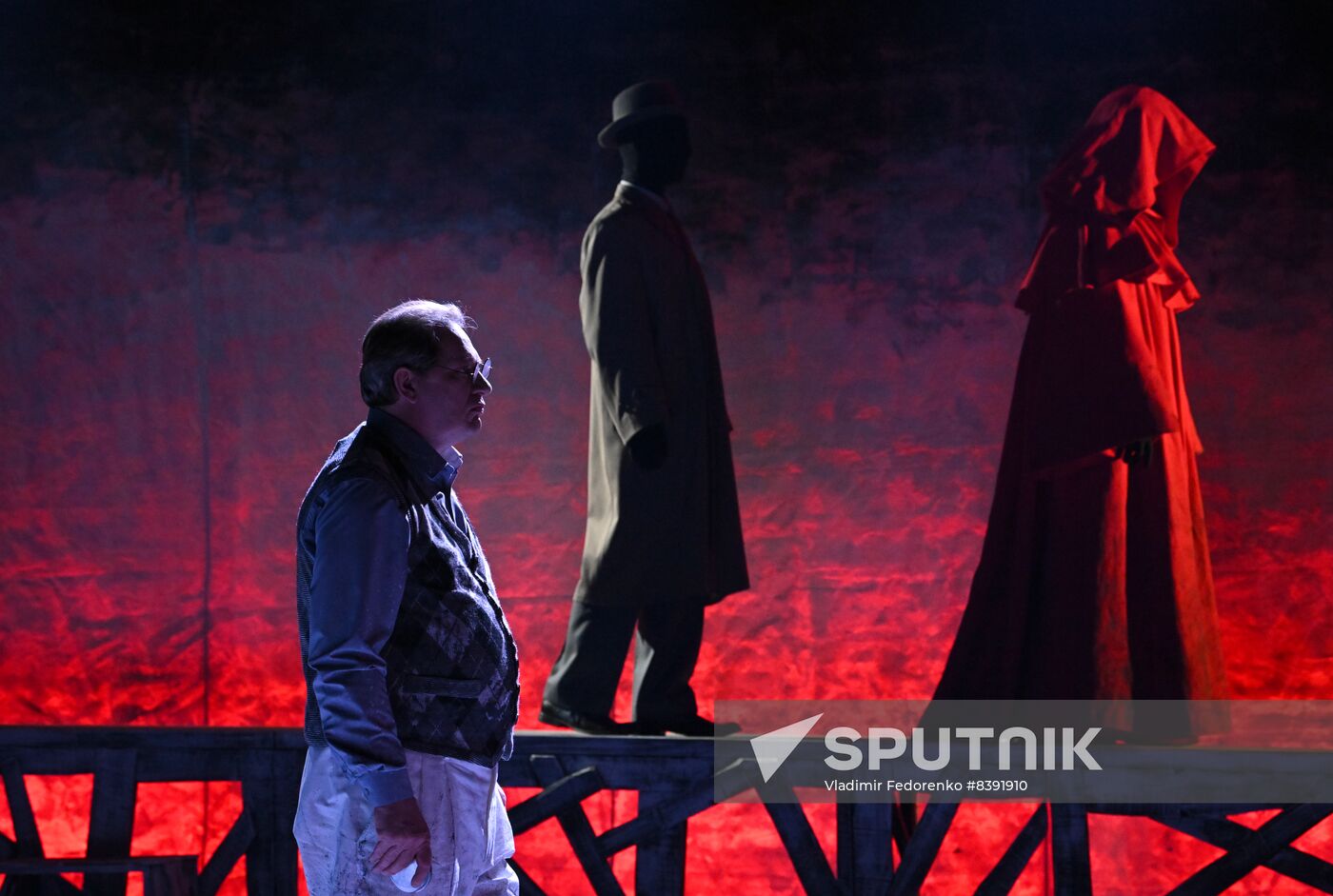 Russia Theatre Old Fashioned Comedy