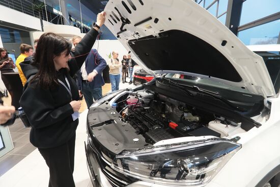 Russia China New Car Sales