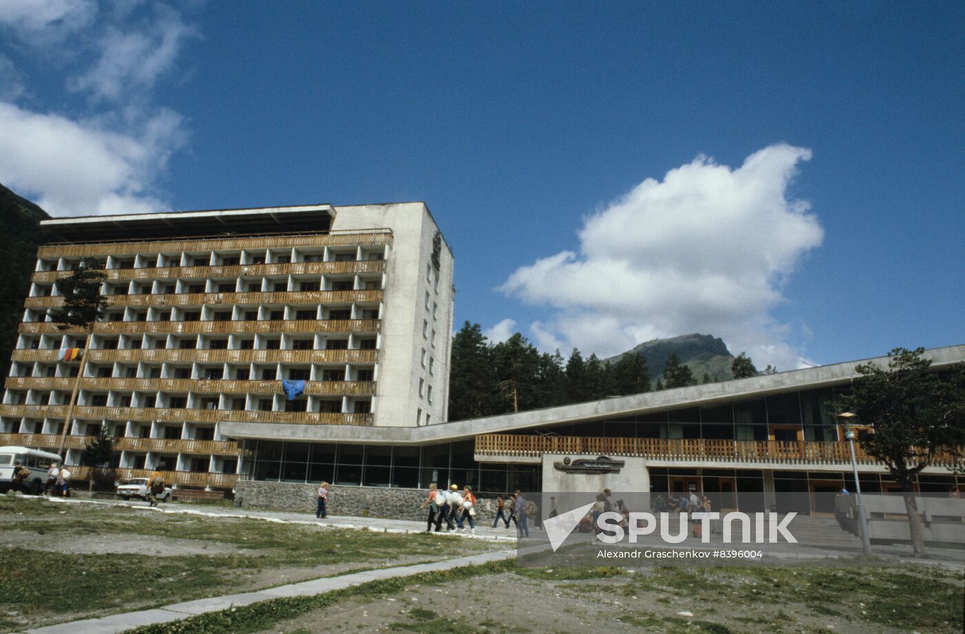 Cheget Hotel in Elbrus region