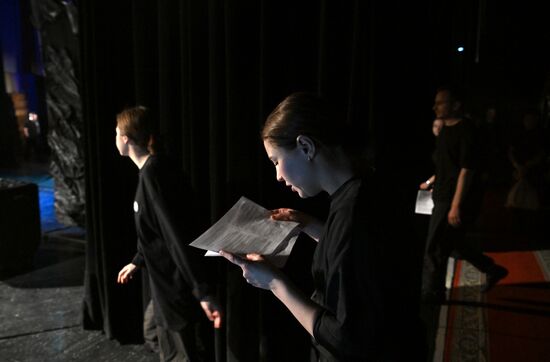 Russia Ukraine Military Operation Culture