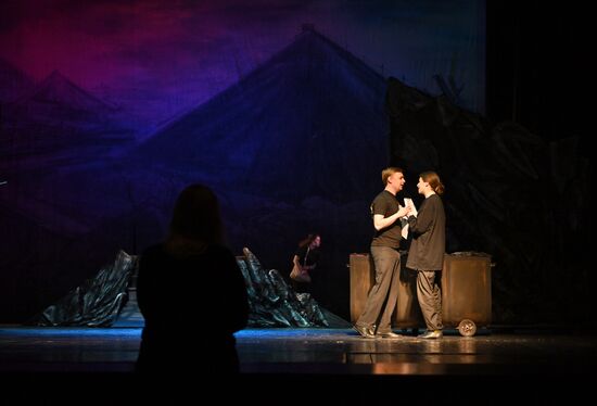 Russia Ukraine Military Operation Culture