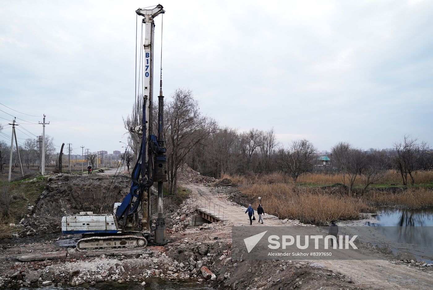 Russia Ukraine Military Operation Bridge