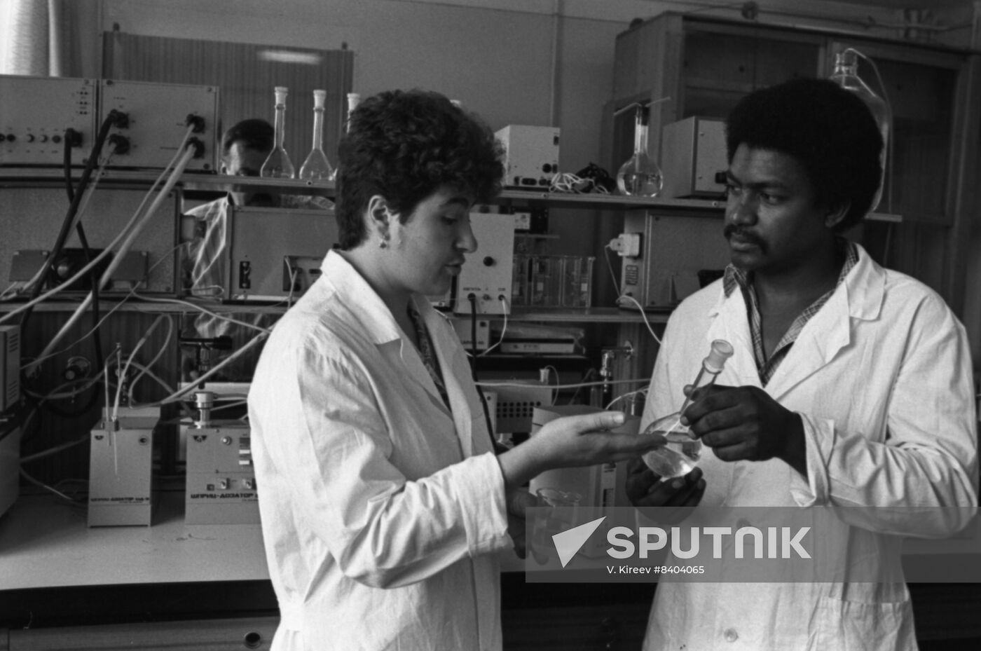 Foreign postgraduate student takes studies in USSR