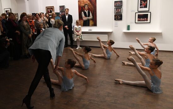 Russia Ballet Golovkina Exhibition