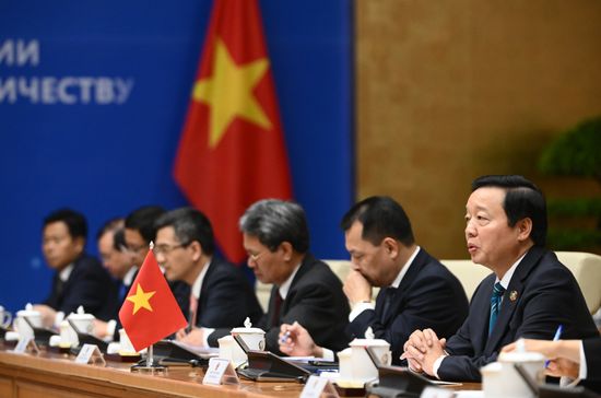 Vietnam Russia