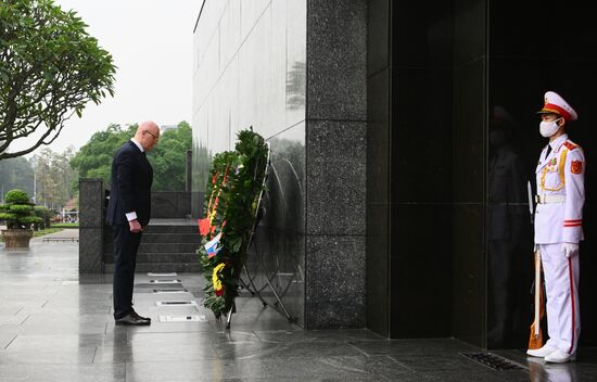 Vietnam Russia