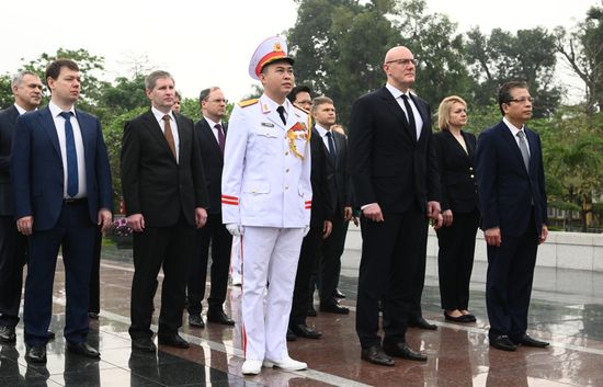 Vietnam Russia