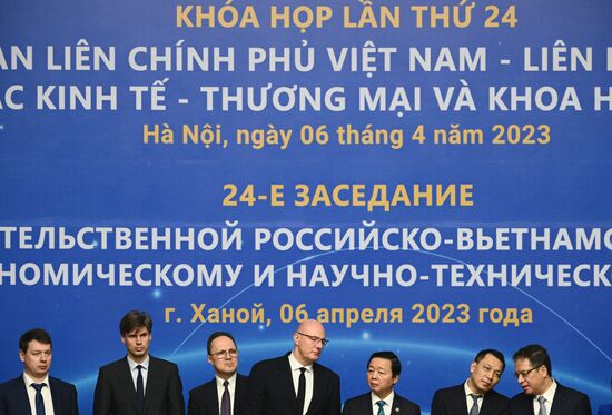 Vietnam Russia