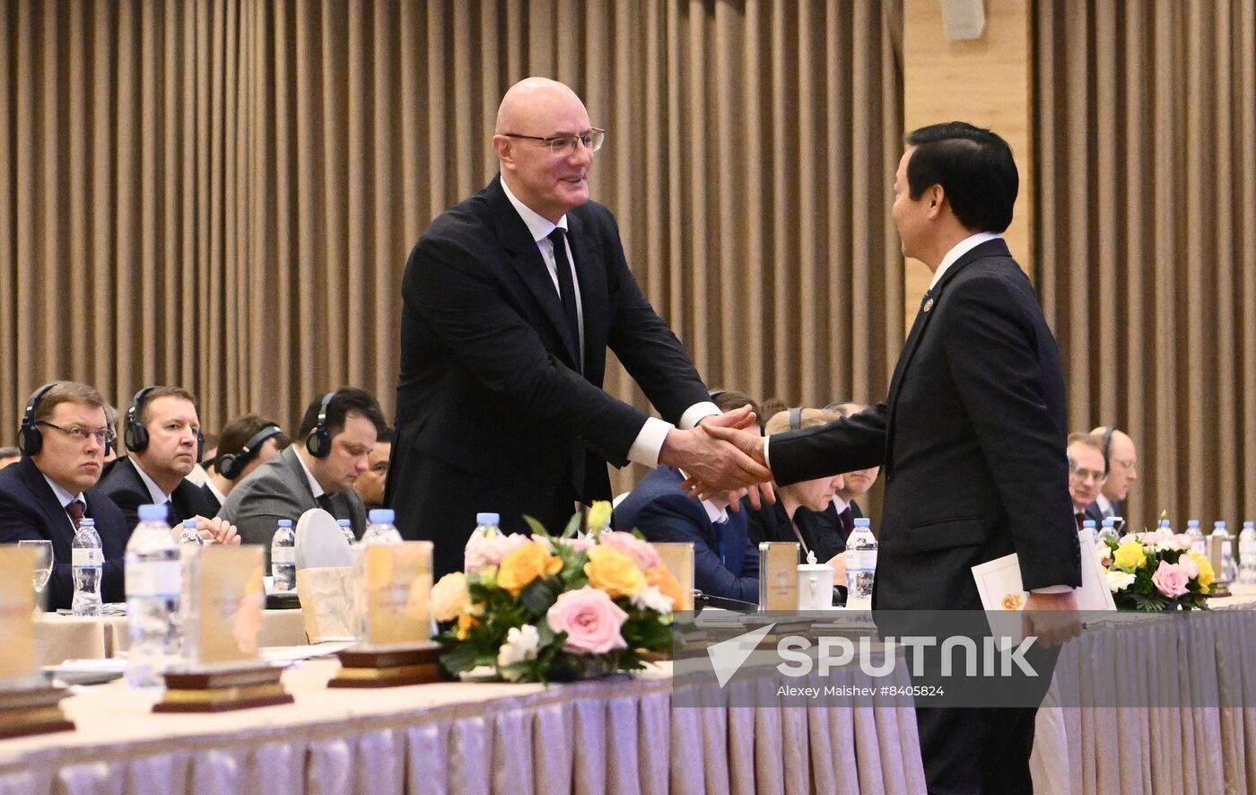 Vietnam Russia