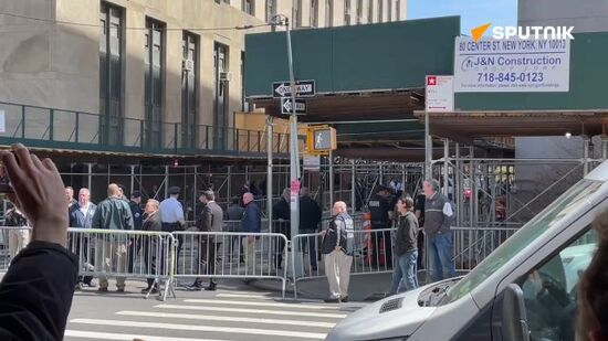 Trump arrives at Manhattan Criminal Court to face charges