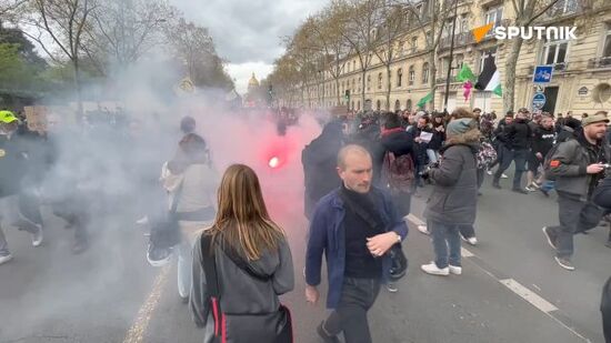 Eleventh strike against pension reform kicks off in Paris