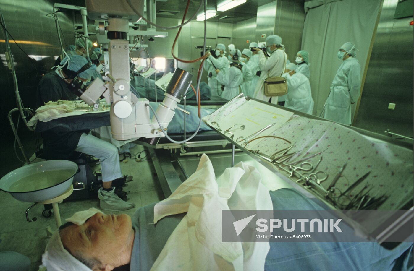 Eye Microsurgery Research Institute