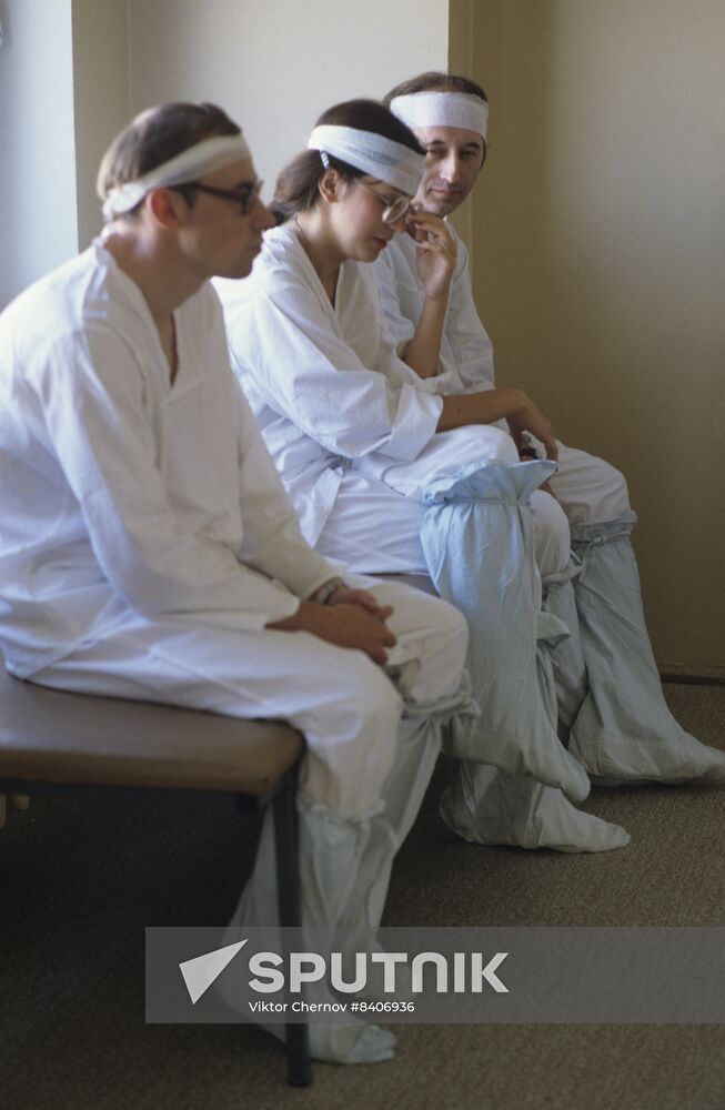 Eye Microsurgery Research Institute