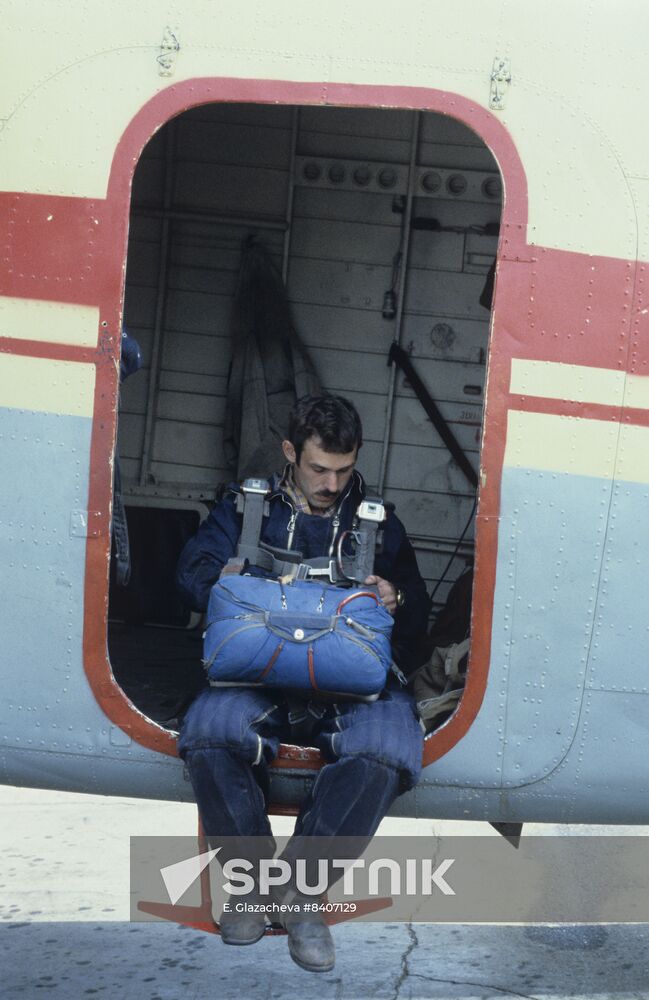 Firefighting skydivers