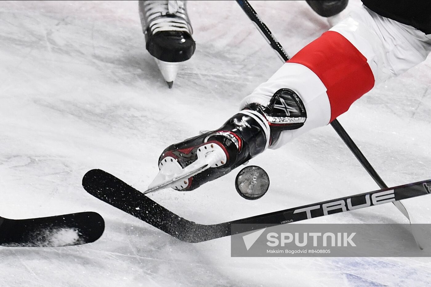 Russia Ice Hockey Kontinental League Ak Bars - Avangard