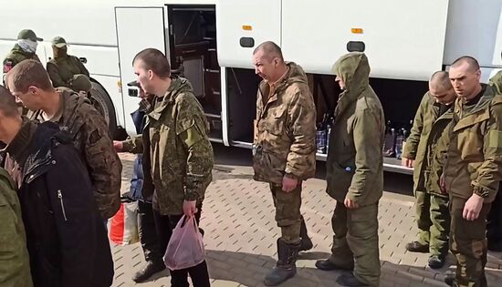 Russia Ukraine Military Operation POW Exchange