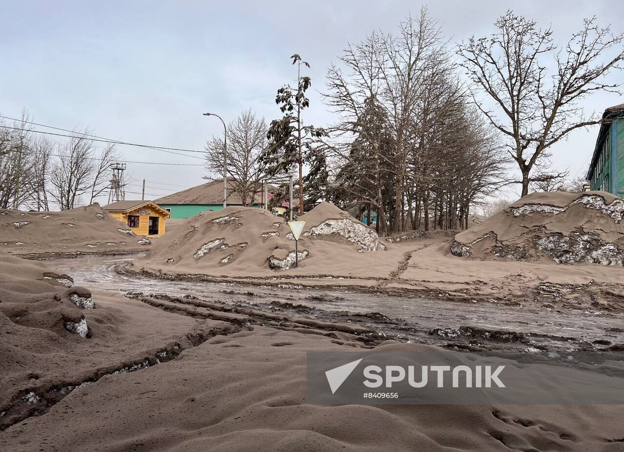 Russia Volcano Eruption