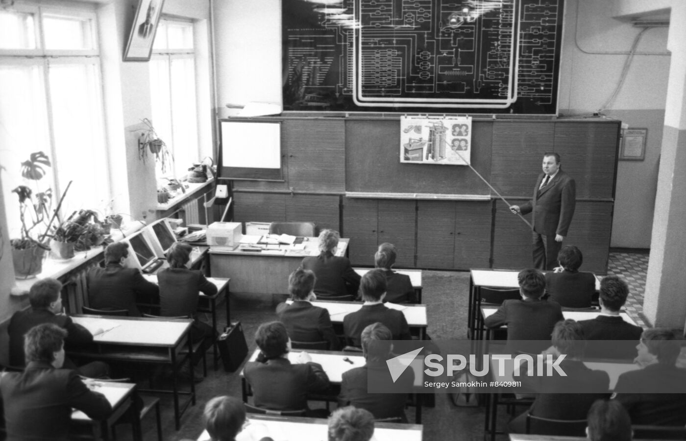Theoretical classes in vocational schools