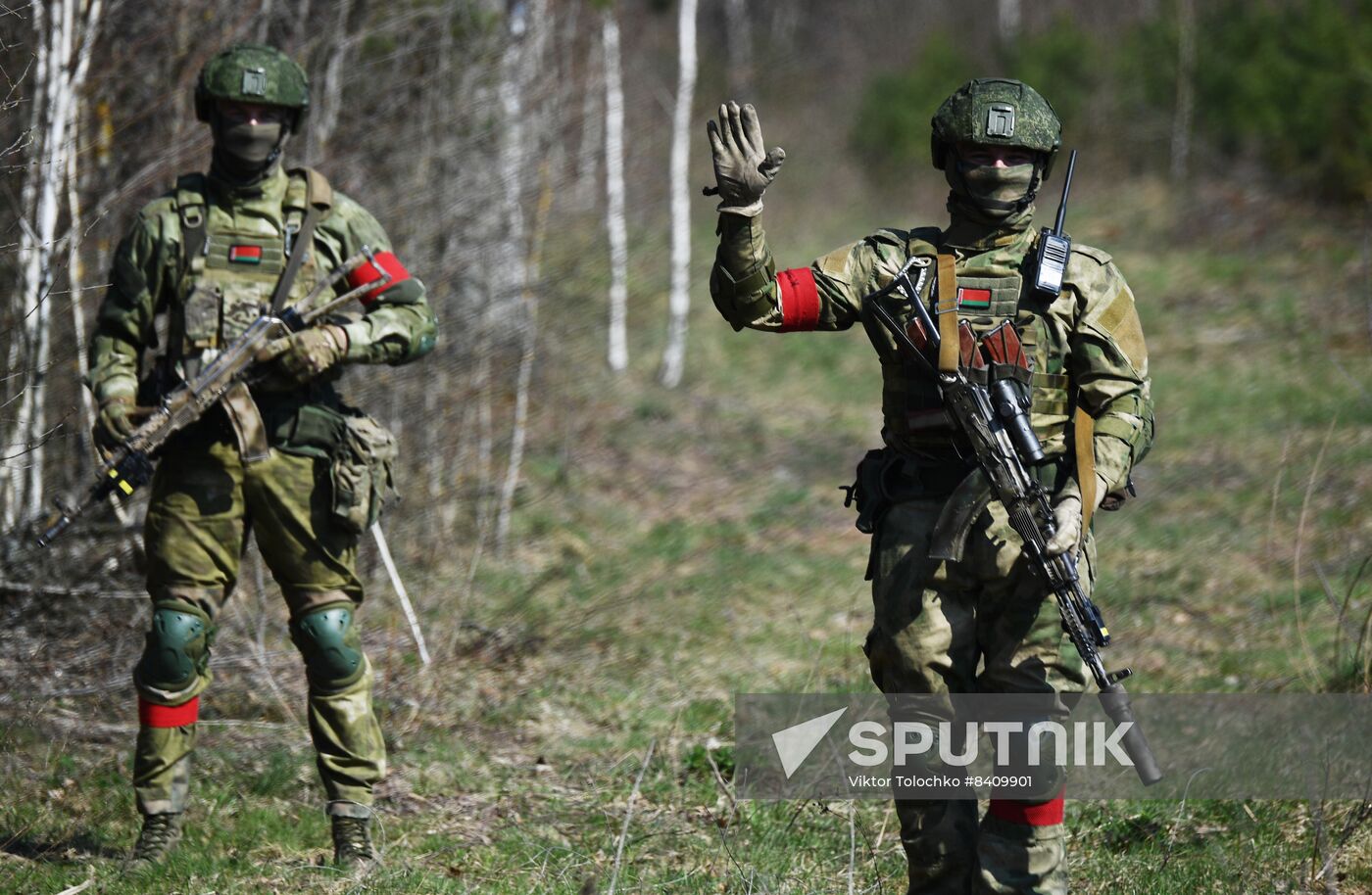 Belarus Ukraine Border Reinforcement