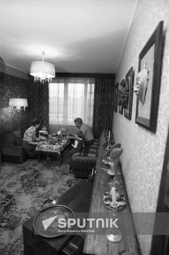 Moscow family | Sputnik Mediabank