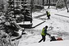 Employees of communal services remove snow in a square in Vladivostok, Russia. Location: Vladivostok. Author: Vitaliy Ankov/Sputnik.