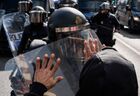 Police officers clash with people attending a rally in support of metallurgical sector workers who are currently on strike demanding for a pay rise, in Cadiz, Spain. Location: Spain. Author: Diego Radames/Sputnik. Spain Metalworkers Protest
