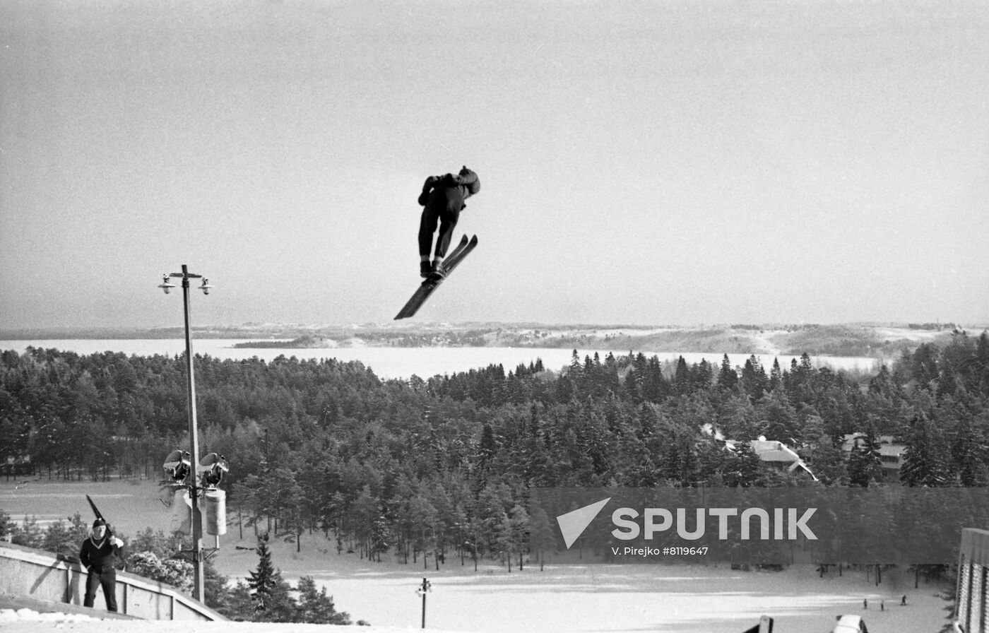 Ski jumping Sputnik Mediabank