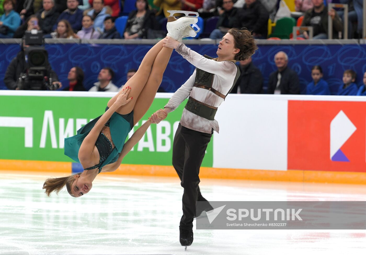 Russia Figure Skating Grand Prix Pairs Sputnik Mediabank
