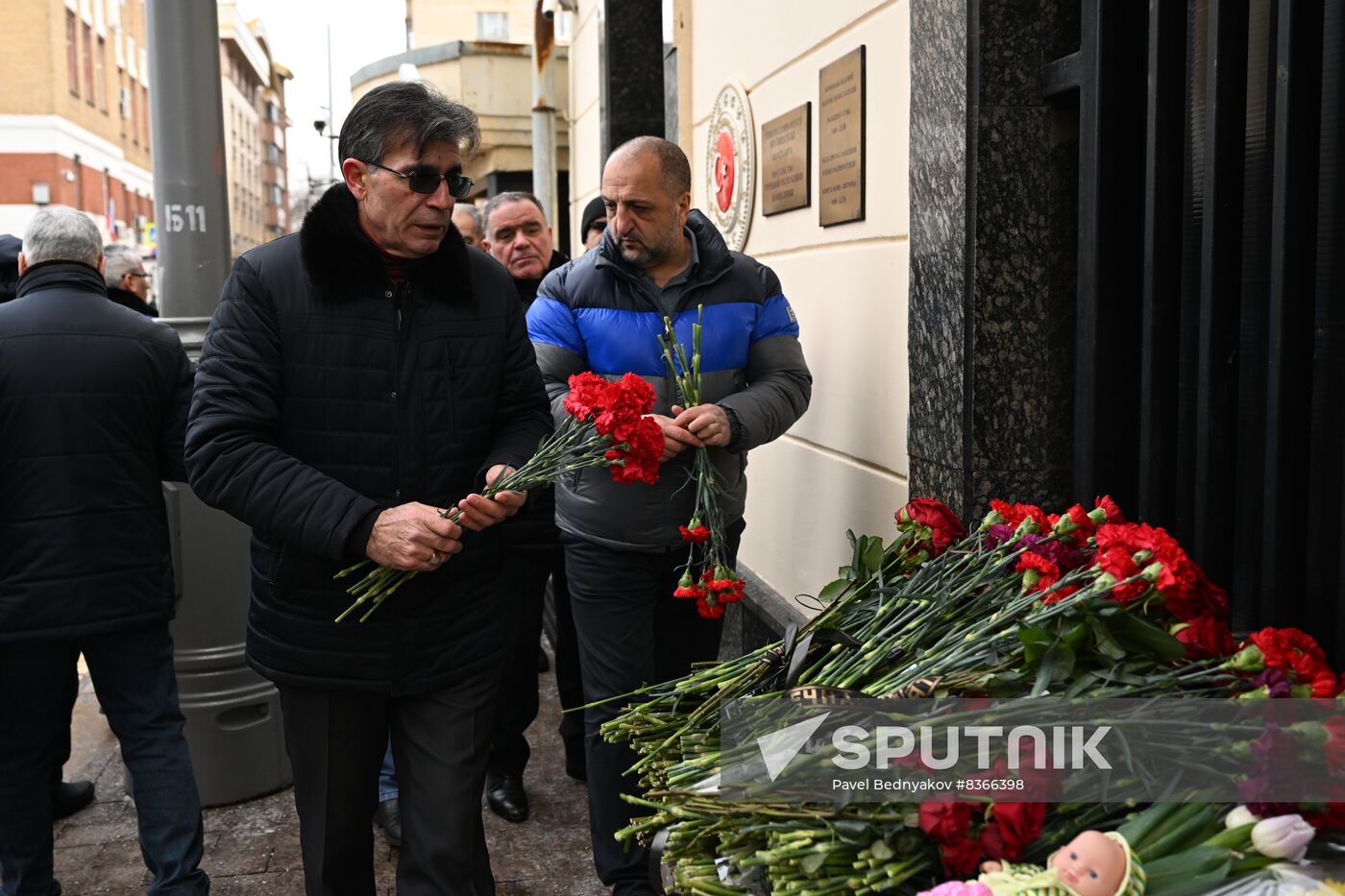 Russia earthquake victims