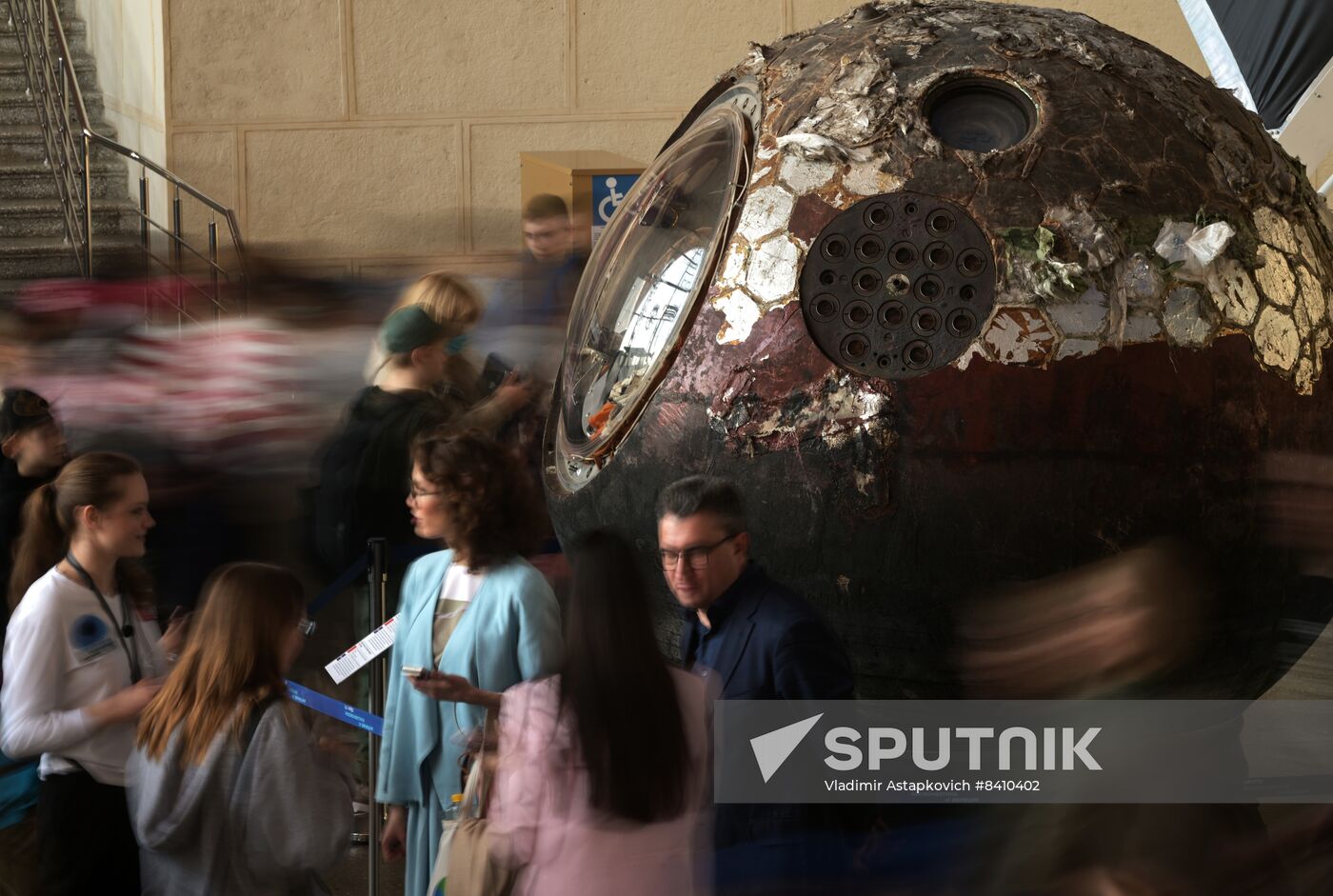 Russia Cosmonautics Day Space Capsule