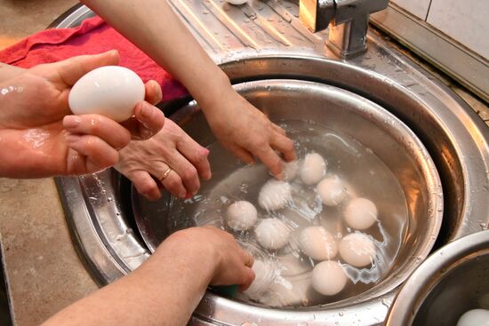 Preparations for Easter celebration at Monastery of All Saints in Trans-Baikal Territory