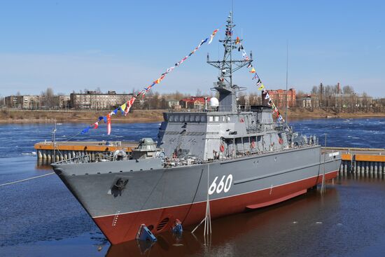 Russia Navy Lev Chernavin Minesweeper