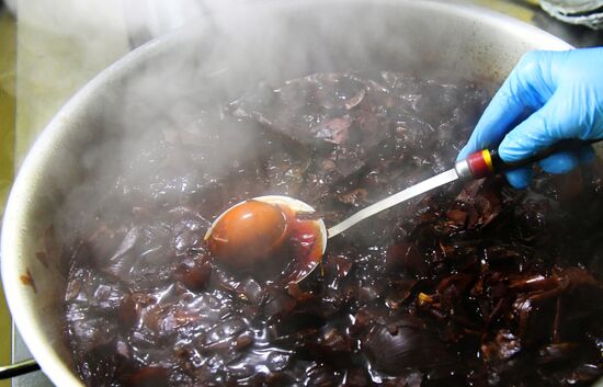Russia Regions Religion Orthodox Easter Preparations