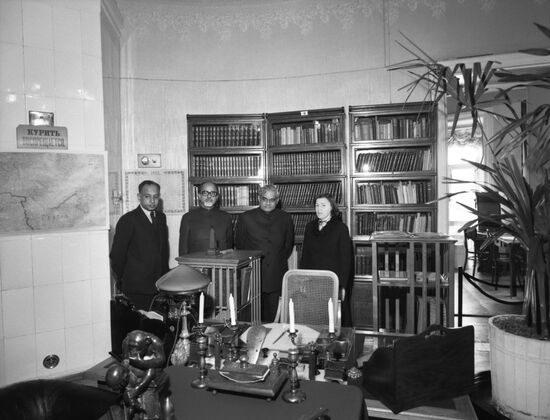 Indian Foreign Minister Atal Bihari Vajpayee visits USSR