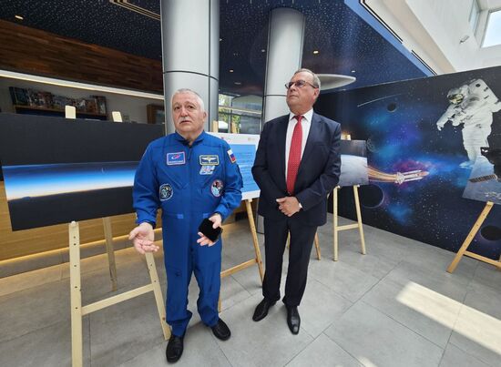 Israel Russia Space Photo Exhibition