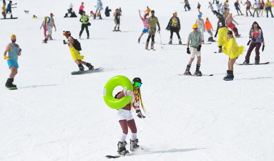 Russia Bikini Alpine Festival