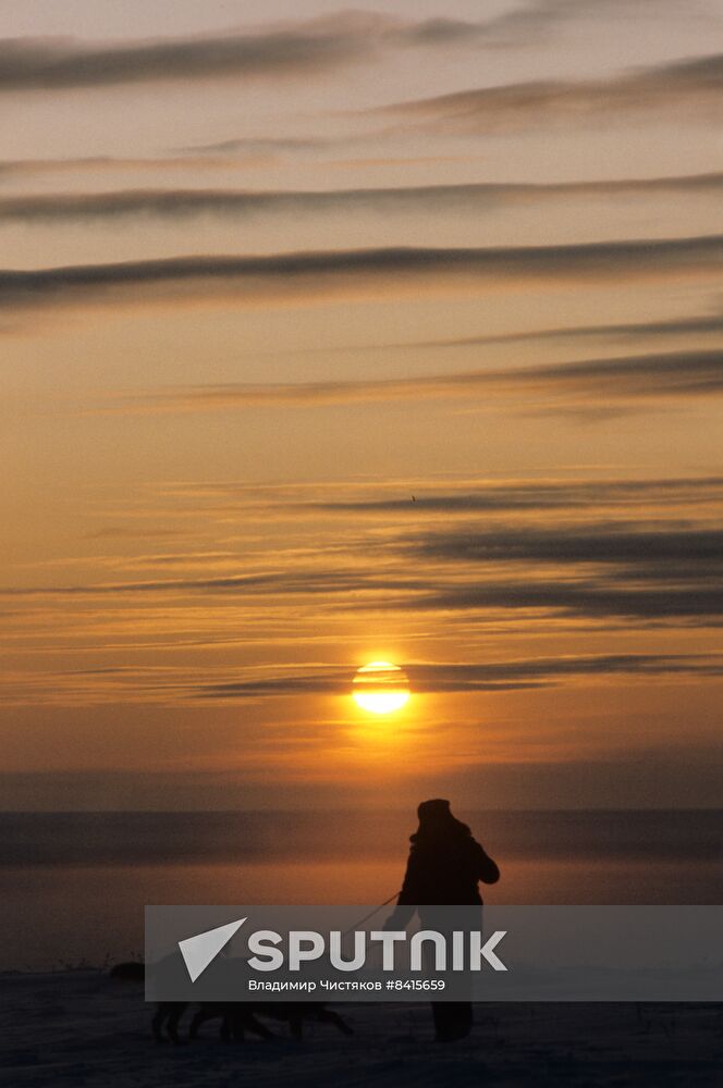 Sovetskaya Rossiya newspaper's polar expedition
