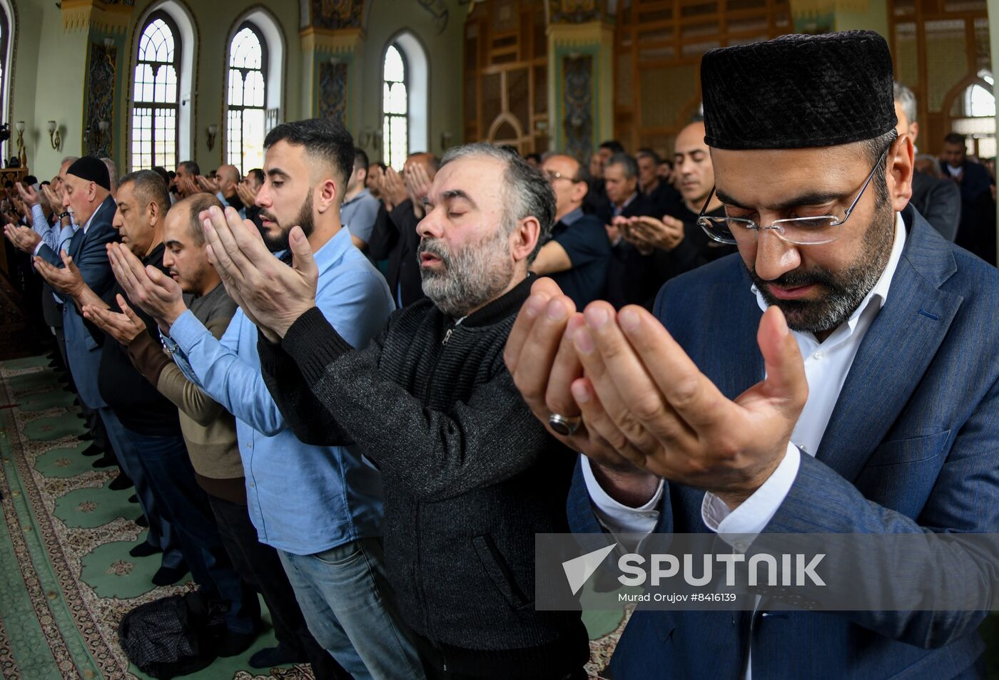 CIS Religion Eid al-Fitr