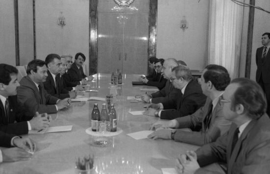 Turkish parliamentary delegation visits USSR